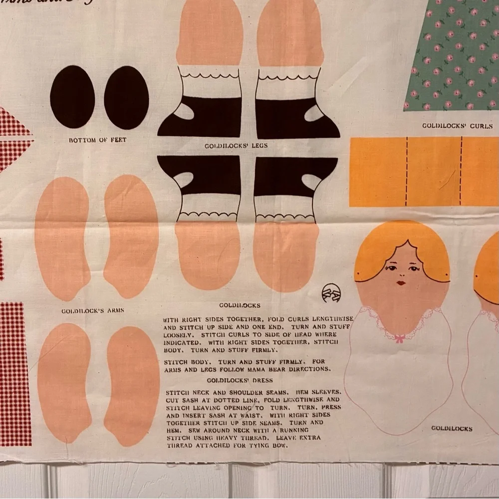 Vintage Sewing Fabric Panel “Goldilocks and the Three* Bears”Moveable Arms, Legs